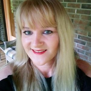 Meet your Posher, Betsy